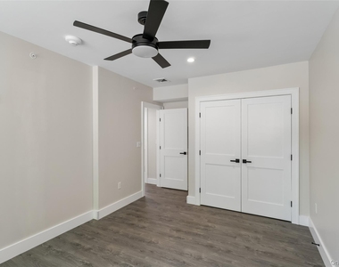780 New York Avenue - Photo Thumbnail 10