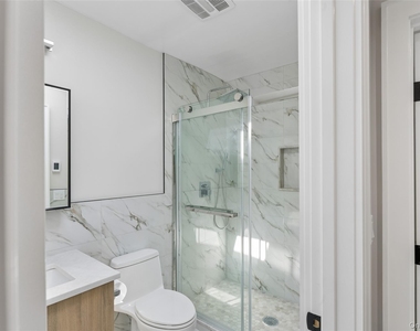780 New York Avenue - Photo Thumbnail 8