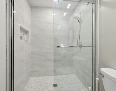 875 Deerfoot Path - Photo Thumbnail 6