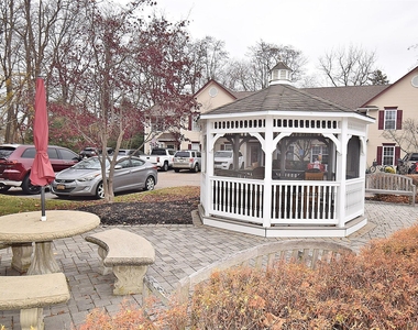 18 Garden Way - Photo Thumbnail 18