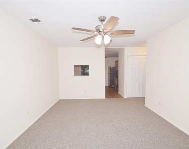 18 Garden Way - Photo Thumbnail 2
