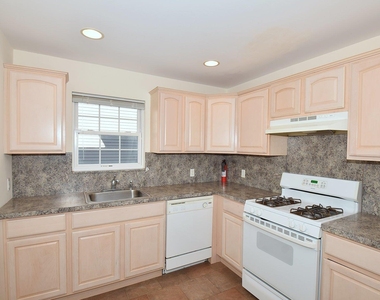 74 Firwood Road - Photo Thumbnail 5