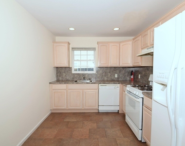 74 Firwood Road - Photo Thumbnail 4