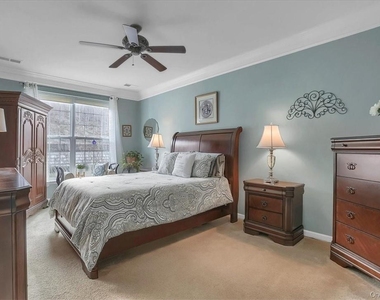 2814 Bennington Drive - Photo Thumbnail 15
