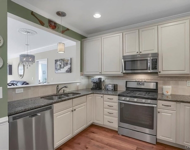 2814 Bennington Drive - Photo Thumbnail 1