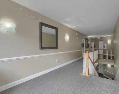 2814 Bennington Drive - Photo Thumbnail 24