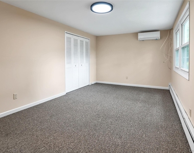 40 Seabrook Lane - Photo Thumbnail 7