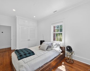 31 Avenue A - Photo Thumbnail 26