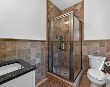 31 Avenue A - Photo Thumbnail 24