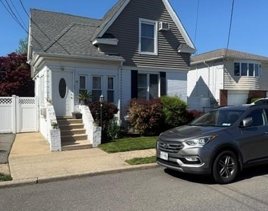 38 Grant Avenue - Photo Thumbnail 1