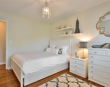 9 Franklin Avenue - Photo Thumbnail 19