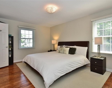 9 Franklin Avenue - Photo Thumbnail 14