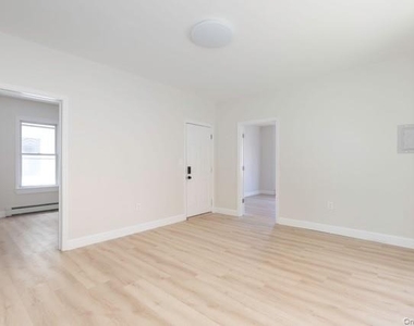 106 Winnikee Avenue - Photo Thumbnail 5