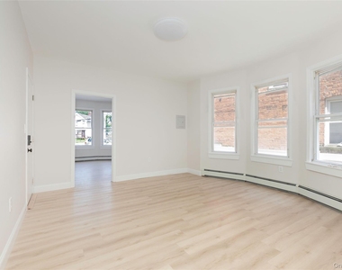 106 Winnikee Avenue - Photo Thumbnail 3