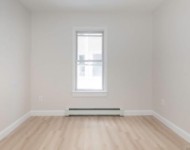106 Winnikee Avenue - Photo Thumbnail 9