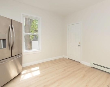 106 Winnikee Avenue - Photo Thumbnail 14