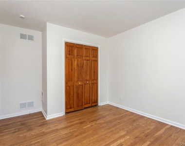9 Marlene Court - Photo Thumbnail 18