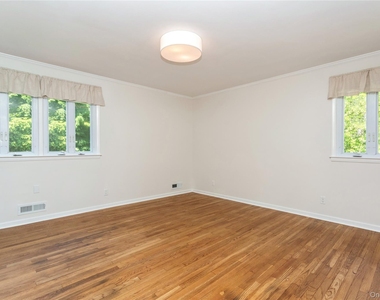 9 Marlene Court - Photo Thumbnail 12
