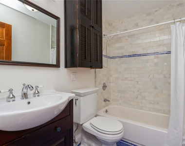 9 Marlene Court - Photo Thumbnail 14