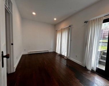 530 Piermont Avenue - Photo Thumbnail 5