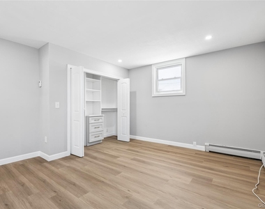 11 Park Avenue - Photo Thumbnail 11