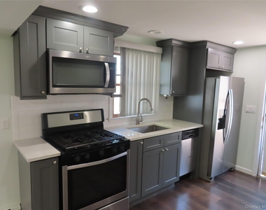 94 Neptune Avenue - Photo Thumbnail 2