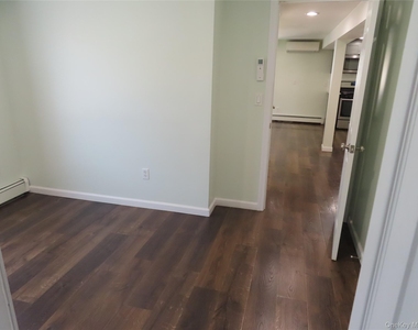 94 Neptune Avenue - Photo Thumbnail 6