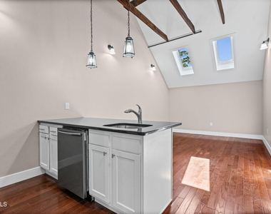 521 Warren Street - Photo Thumbnail 37