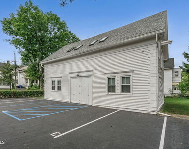 521 Warren Street - Photo Thumbnail 50