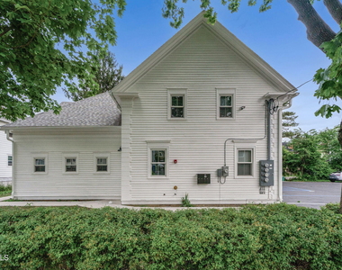 521 Warren Street - Photo Thumbnail 44