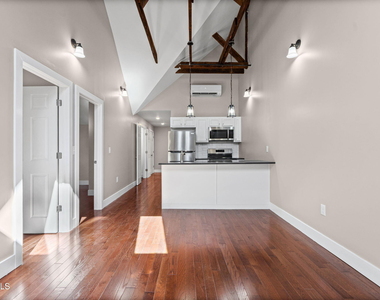 521 Warren Street - Photo Thumbnail 34