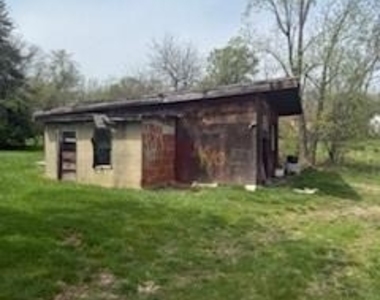 517 Spotswood Englishtown Road - Photo Thumbnail 3