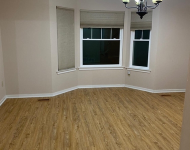 358 Greenfield Road - Photo Thumbnail 13