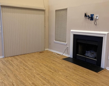 358 Greenfield Road - Photo Thumbnail 8