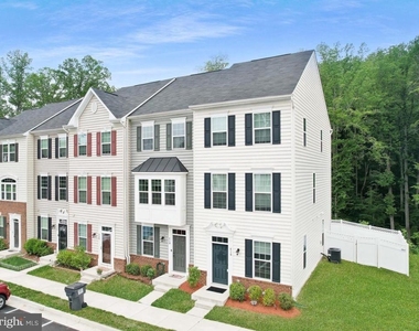 716 River Crest Way - Photo Thumbnail 2