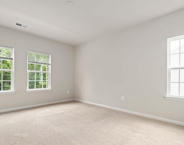 716 River Crest Way - Photo Thumbnail 25