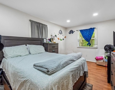 13911 Mapledale Avenue - Photo Thumbnail 9