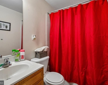 13911 Mapledale Avenue - Photo Thumbnail 12