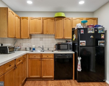 13911 Mapledale Avenue - Photo Thumbnail 2