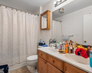 13911 Mapledale Avenue - Photo Thumbnail 11