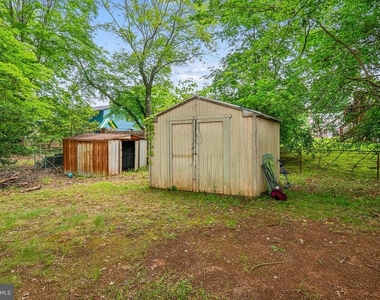13911 Mapledale Avenue - Photo Thumbnail 22