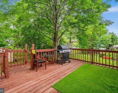 13911 Mapledale Avenue - Photo Thumbnail 21