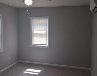 286 4th Avenue - Photo Thumbnail 4