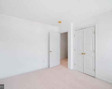 9023 Brewer Creek Place - Photo Thumbnail 28