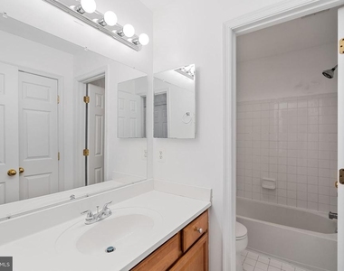 9023 Brewer Creek Place - Photo Thumbnail 29