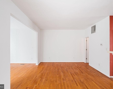 9023 Brewer Creek Place - Photo Thumbnail 12