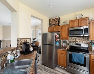 664 Gateway Drive Se - Photo Thumbnail 12