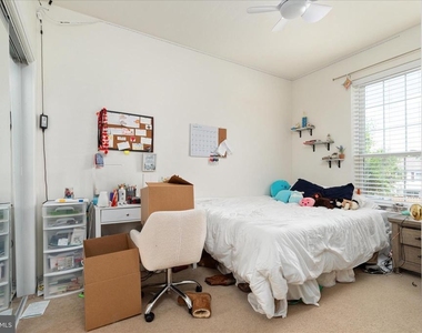 664 Gateway Drive Se - Photo Thumbnail 16