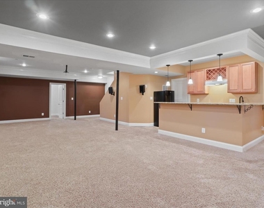 43527 Loudoun Barn Way - Photo Thumbnail 18