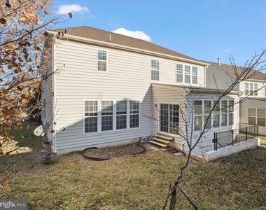 43527 Loudoun Barn Way - Photo Thumbnail 19